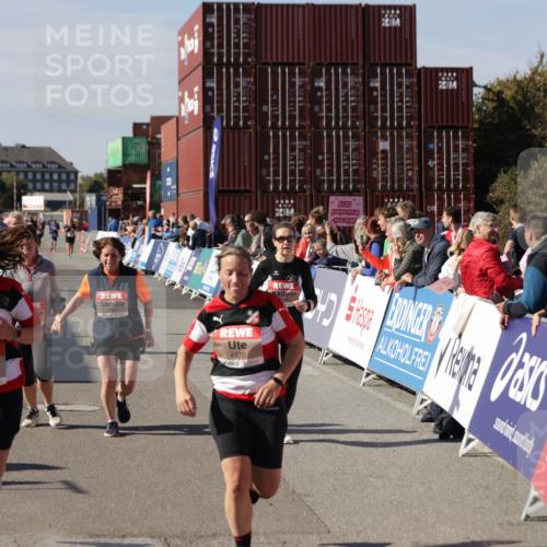 03.10.2025 - Köhlbrandbrückenlauf Jannik Wohlers http://msf.ph/oto/9117436 03.10.2025 13:33:57 Ziel 4919, 4970, 5036, 5074, 5077, 5300, 6246, 6420, 6421 meine-sportfotos.de