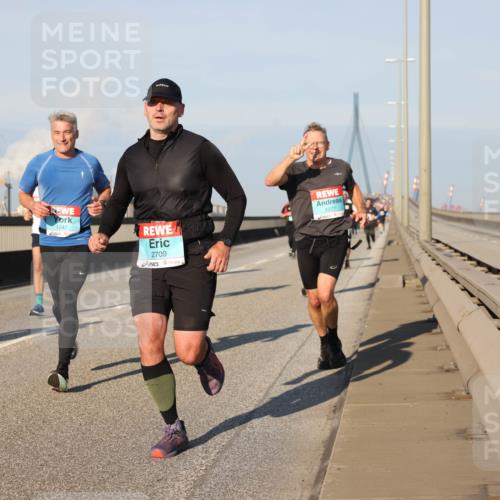 03.10.2025 - Köhlbrandbrückenlauf Lena Gebhardt http://msf.ph/oto/9117437 03.10.2025 09:44:27 Position 2 1247, 1, 2709, 1077 meine-sportfotos.de