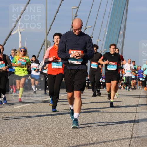 03.10.2025 - Köhlbrandbrückenlauf Strokosch-Dieckow http://msf.ph/oto/9117513 03.10.2025 09:51:08 Position 2 1807, 18214, 1480, 1666, 1649 meine-sportfotos.de
