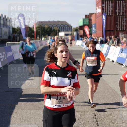 03.10.2025 - Köhlbrandbrückenlauf Jannik Wohlers http://msf.ph/oto/9117542 03.10.2025 13:33:58 Ziel 4919, 4970, 5036, 5077, 5300, 6246, 6420, 6421 meine-sportfotos.de