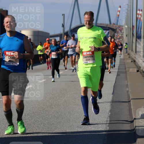 03.10.2025 - Köhlbrandbrückenlauf Strokosch-Dieckow http://msf.ph/oto/9117581 03.10.2025 12:53:09 Position 3 4212, 4138 meine-sportfotos.de