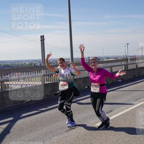 03.10.2025 - Köhlbrandbrückenlauf Michael Burmester http://msf.ph/oto/9117685 03.10.2025 12:59:10 Position 2 4660, 4629 meine-sportfotos.de