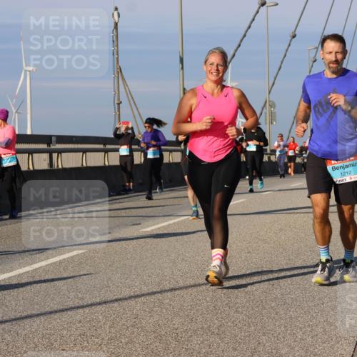 03.10.2025 - Köhlbrandbrückenlauf Strokosch-Dieckow http://msf.ph/oto/9117702 03.10.2025 09:51:28 Position 2 3252, 1212, 2949 meine-sportfotos.de