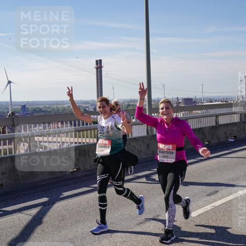 03.10.2025 - Köhlbrandbrückenlauf Michael Burmester http://msf.ph/oto/9117703 03.10.2025 12:59:10 Position 2 466, 4629 meine-sportfotos.de
