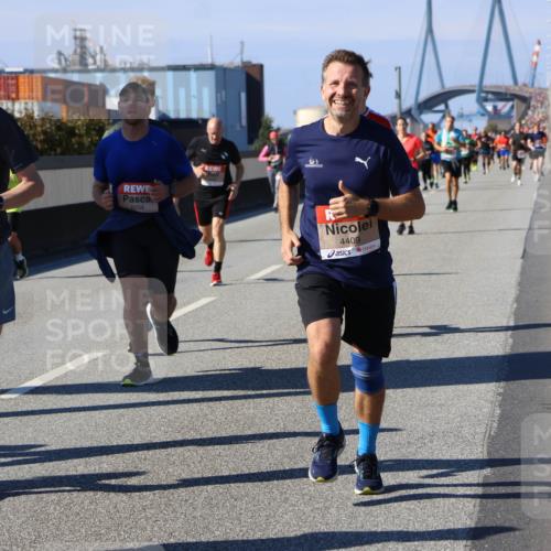 03.10.2025 - Köhlbrandbrückenlauf Strokosch-Dieckow http://msf.ph/oto/9117736 03.10.2025 12:53:25 Position 3 5792, 6034, 4409 meine-sportfotos.de