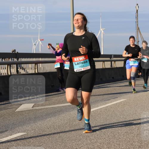 03.10.2025 - Köhlbrandbrückenlauf Strokosch-Dieckow http://msf.ph/oto/9117738 03.10.2025 09:51:33 Position 2 1453 meine-sportfotos.de
