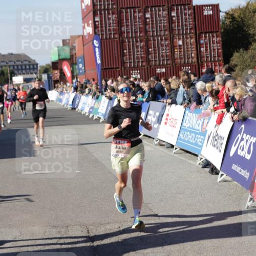 03.10.2025 - Köhlbrandbrückenlauf Jannik Wohlers http://msf.ph/oto/9117774 03.10.2025 13:03:17 Ziel 4085, 4208, 4268, 4283, 4856, 5048, 5063, 6279, 6612, 6722, 6784 meine-sportfotos.de