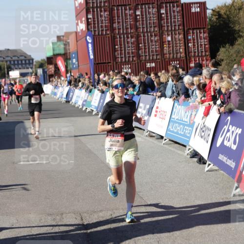 03.10.2025 - Köhlbrandbrückenlauf Jannik Wohlers http://msf.ph/oto/9117780 03.10.2025 13:03:17 Ziel 4085, 4208, 4268, 4283, 4856, 5048, 5063, 6279, 6612, 6722, 6784 meine-sportfotos.de