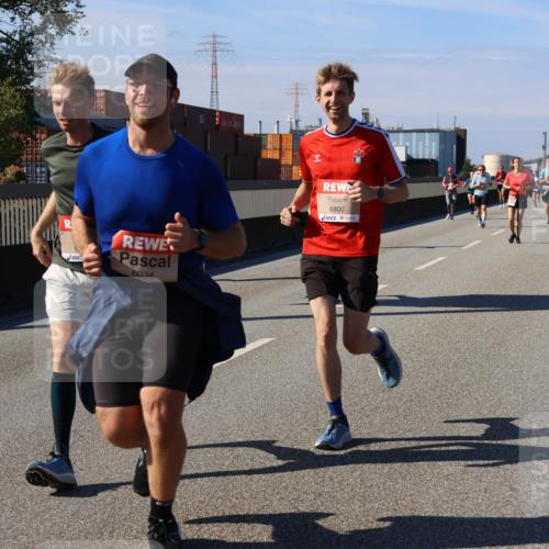 03.10.2025 - Köhlbrandbrückenlauf Strokosch-Dieckow http://msf.ph/oto/9117782 03.10.2025 12:53:28 Position 3 6034, 6800 meine-sportfotos.de