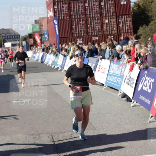 03.10.2025 - Köhlbrandbrückenlauf Jannik Wohlers http://msf.ph/oto/9117796 03.10.2025 13:03:17 Ziel 4085, 4208, 4268, 4283, 4856, 5048, 5063, 6279, 6612, 6722, 6784 meine-sportfotos.de