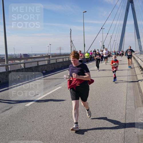 03.10.2025 - Köhlbrandbrückenlauf Michael Burmester http://msf.ph/oto/9117910 03.10.2025 12:59:19 Position 2  meine-sportfotos.de