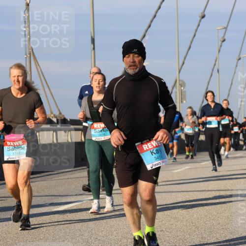 03.10.2025 - Köhlbrandbrückenlauf Strokosch-Dieckow http://msf.ph/oto/9117920 03.10.2025 09:51:48 Position 2 1743, 2678, 3419, 2707 meine-sportfotos.de