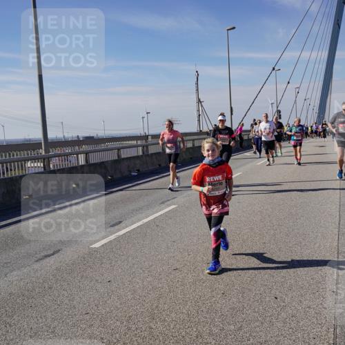 03.10.2025 - Köhlbrandbrückenlauf Michael Burmester http://msf.ph/oto/9117952 03.10.2025 12:59:21 Position 2  meine-sportfotos.de