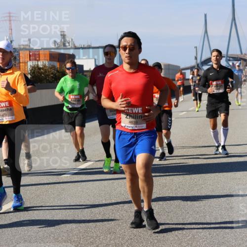 03.10.2025 - Köhlbrandbrückenlauf Strokosch-Dieckow http://msf.ph/oto/9118011 03.10.2025 12:53:54 Position 3 4479, 4639 meine-sportfotos.de