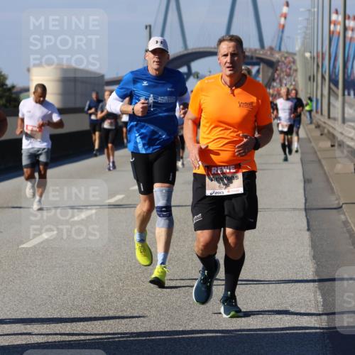 03.10.2025 - Köhlbrandbrückenlauf Strokosch-Dieckow http://msf.ph/oto/9118059 03.10.2025 12:54:03 Position 3 5, 91, 6274 meine-sportfotos.de