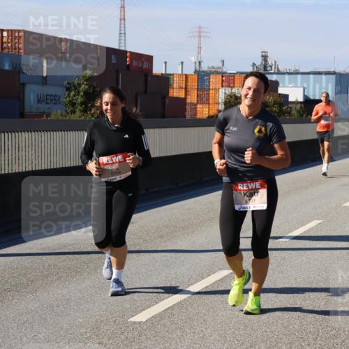 03.10.2025 - Köhlbrandbrückenlauf Strokosch-Dieckow http://msf.ph/oto/9118073 03.10.2025 12:54:05 Position 3 6764, 5791 meine-sportfotos.de