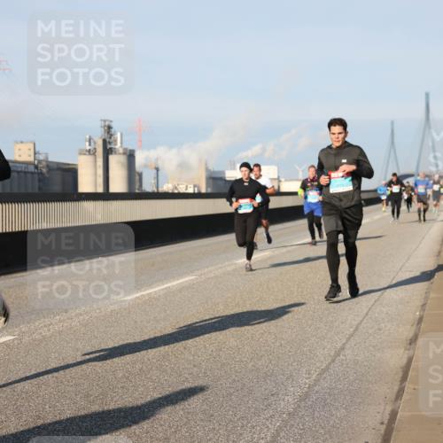 03.10.2025 - Köhlbrandbrückenlauf Lena Gebhardt http://msf.ph/oto/9118074 03.10.2025 09:44:37 Position 2 1197 meine-sportfotos.de