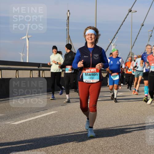 03.10.2025 - Köhlbrandbrückenlauf Strokosch-Dieckow http://msf.ph/oto/9118091 03.10.2025 09:52:06 Position 2 1812 meine-sportfotos.de