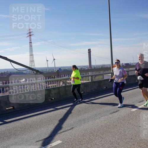 03.10.2025 - Köhlbrandbrückenlauf Michael Burmester http://msf.ph/oto/9118109 03.10.2025 12:59:28 Position 2  meine-sportfotos.de