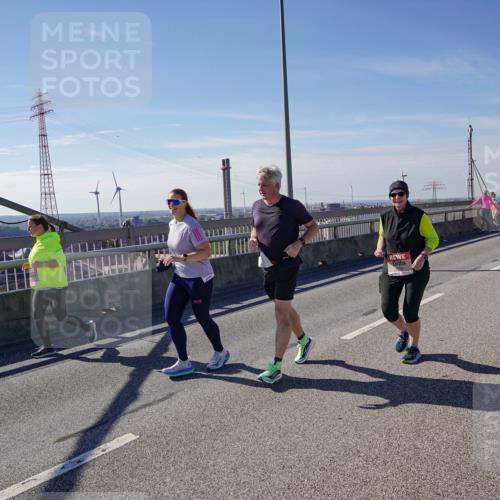 03.10.2025 - Köhlbrandbrückenlauf Michael Burmester http://msf.ph/oto/9118135 03.10.2025 12:59:29 Position 2  meine-sportfotos.de
