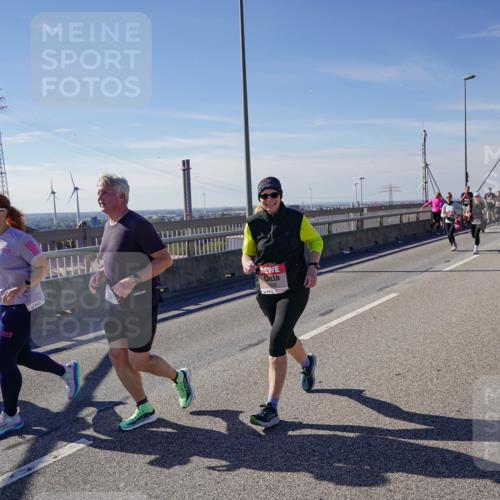 03.10.2025 - Köhlbrandbrückenlauf Michael Burmester http://msf.ph/oto/9118148 03.10.2025 12:59:29 Position 2  meine-sportfotos.de