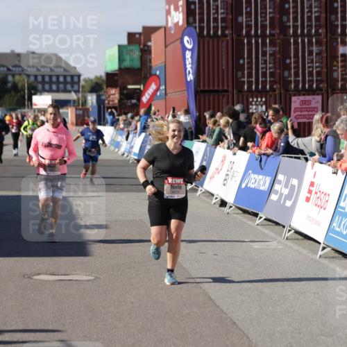 03.10.2025 - Köhlbrandbrückenlauf Jannik Wohlers http://msf.ph/oto/9118161 03.10.2025 13:34:16 Ziel 4438, 4674, 5207, 5221, 5593, 6095, 6574 meine-sportfotos.de