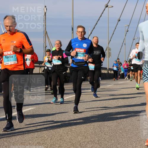 03.10.2025 - Köhlbrandbrückenlauf Strokosch-Dieckow http://msf.ph/oto/9118190 03.10.2025 09:52:13 Position 2 3576, 2789, 2945, 1785 meine-sportfotos.de