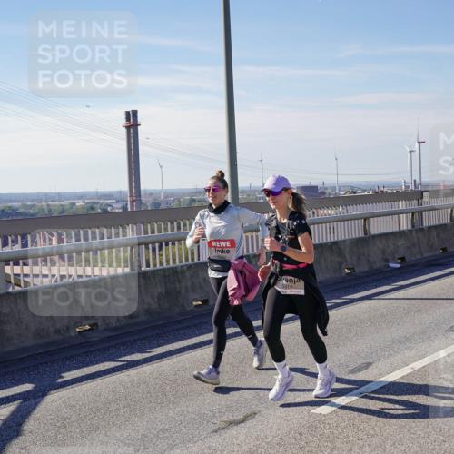 03.10.2025 - Köhlbrandbrückenlauf Michael Burmester http://msf.ph/oto/9118206 03.10.2025 12:59:32 Position 2 5314 meine-sportfotos.de