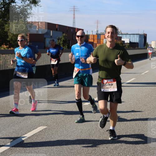 03.10.2025 - Köhlbrandbrückenlauf Strokosch-Dieckow http://msf.ph/oto/9118291 03.10.2025 12:54:35 Position 3 4412, 4614 meine-sportfotos.de