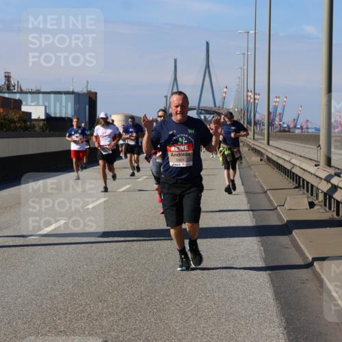 03.10.2025 - Köhlbrandbrückenlauf Strokosch-Dieckow http://msf.ph/oto/9118318 03.10.2025 12:54:38 Position 3 5804, 361 meine-sportfotos.de
