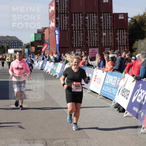 03.10.2025 - Köhlbrandbrückenlauf Jannik Wohlers http://msf.ph/oto/9118324 03.10.2025 13:34:18 Ziel 4674, 5207, 5221, 5437, 5593, 5693, 5695, 6095, 6574 meine-sportfotos.de