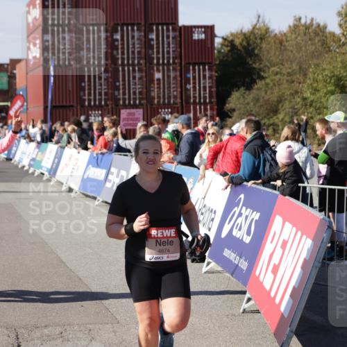 03.10.2025 - Köhlbrandbrückenlauf Jannik Wohlers http://msf.ph/oto/9118396 03.10.2025 13:34:19 Ziel 4674, 5207, 5221, 5437, 5593, 5693, 5695, 6095, 6574 meine-sportfotos.de