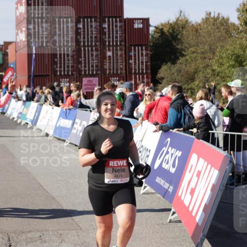 03.10.2025 - Köhlbrandbrückenlauf Jannik Wohlers http://msf.ph/oto/9118400 03.10.2025 13:34:19 Ziel 4674, 5207, 5221, 5437, 5593, 5693, 5695, 6095, 6574 meine-sportfotos.de