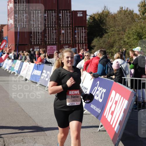 03.10.2025 - Köhlbrandbrückenlauf Jannik Wohlers http://msf.ph/oto/9118407 03.10.2025 13:34:19 Ziel 4674, 5207, 5221, 5437, 5593, 5693, 5695, 6095, 6574 meine-sportfotos.de