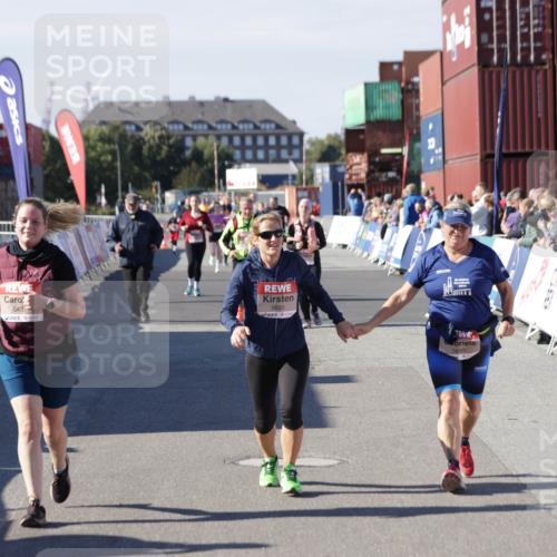03.10.2025 - Köhlbrandbrückenlauf Jannik Wohlers http://msf.ph/oto/9118482 03.10.2025 13:34:23 Ziel 4674, 5207, 5221, 5437, 5693, 5695, 6574 meine-sportfotos.de