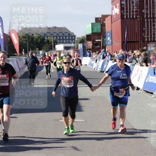 03.10.2025 - Köhlbrandbrückenlauf Jannik Wohlers http://msf.ph/oto/9118505 03.10.2025 13:34:23 Ziel 4674, 5207, 5221, 5437, 5693, 5695, 6574 meine-sportfotos.de