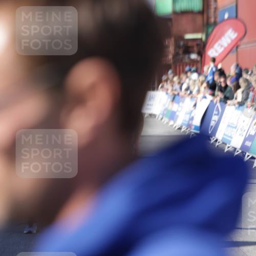 03.10.2025 - Köhlbrandbrückenlauf Jannik Wohlers http://msf.ph/oto/9118569 03.10.2025 13:03:37 Ziel 4063, 4214, 4252, 4274, 4300, 4422, 4454, 4507, 5639, 5707, 5799, 6025, 6194, 6207 meine-sportfotos.de