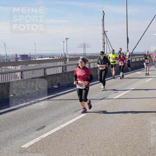 03.10.2025 - Köhlbrandbrückenlauf Michael Burmester http://msf.ph/oto/9118669 03.10.2025 12:59:59 Position 2  meine-sportfotos.de