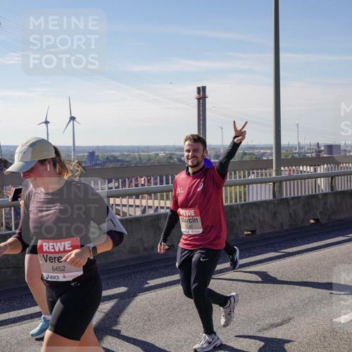 03.10.2025 - Köhlbrandbrückenlauf Michael Burmester http://msf.ph/oto/9118965 03.10.2025 13:00:16 Position 2 6452, 5340 meine-sportfotos.de