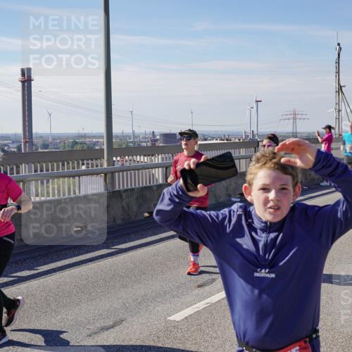 03.10.2025 - Köhlbrandbrückenlauf Michael Burmester http://msf.ph/oto/9118996 03.10.2025 13:00:18 Position 2 5074, 2 meine-sportfotos.de