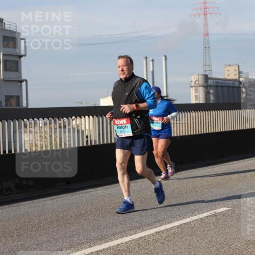 03.10.2025 - Köhlbrandbrückenlauf Lena Gebhardt http://msf.ph/oto/9119005 03.10.2025 10:26:00 Position 2 2611 meine-sportfotos.de