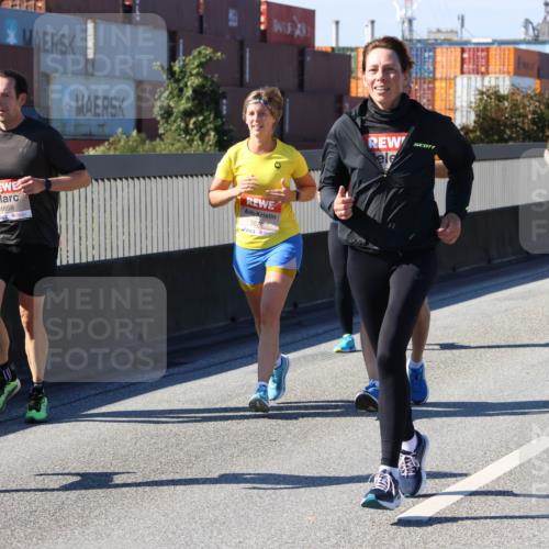 03.10.2025 - Köhlbrandbrückenlauf Strokosch-Dieckow http://msf.ph/oto/9119045 03.10.2025 12:56:20 Position 3 4858, 5674 meine-sportfotos.de