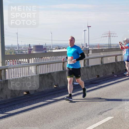 03.10.2025 - Köhlbrandbrückenlauf Michael Burmester http://msf.ph/oto/9119049 03.10.2025 13:00:21 Position 2 5133 meine-sportfotos.de