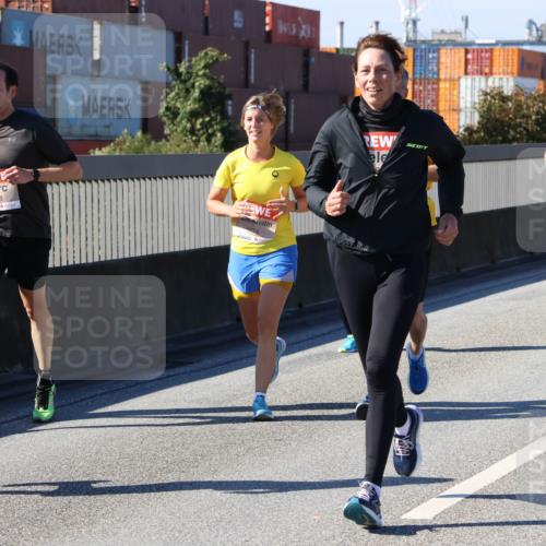 03.10.2025 - Köhlbrandbrückenlauf Strokosch-Dieckow http://msf.ph/oto/9119052 03.10.2025 12:56:20 Position 3 4858, 5674 meine-sportfotos.de
