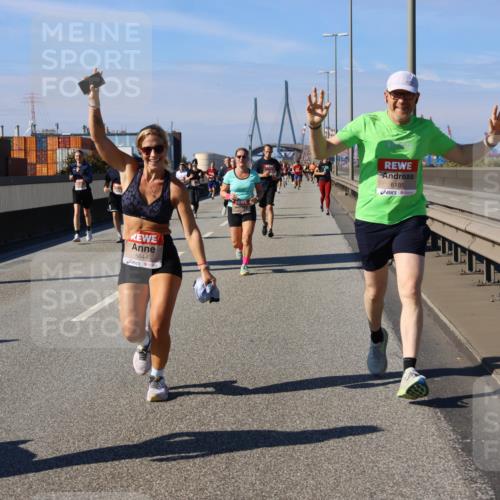03.10.2025 - Köhlbrandbrückenlauf Strokosch-Dieckow http://msf.ph/oto/9119213 03.10.2025 12:56:33 Position 3 5644, 6185 meine-sportfotos.de