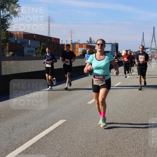 03.10.2025 - Köhlbrandbrückenlauf Strokosch-Dieckow http://msf.ph/oto/9119230 03.10.2025 12:56:36 Position 3 4700 meine-sportfotos.de