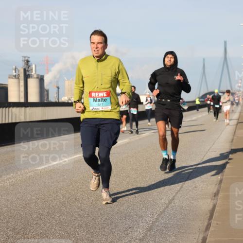 03.10.2025 - Köhlbrandbrückenlauf Lena Gebhardt http://msf.ph/oto/9119276 03.10.2025 09:45:14 Position 2 1517 meine-sportfotos.de