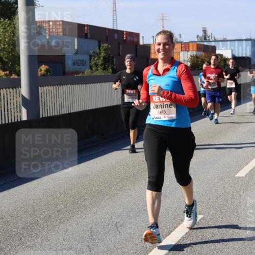 03.10.2025 - Köhlbrandbrückenlauf Strokosch-Dieckow http://msf.ph/oto/9119316 03.10.2025 12:56:45 Position 3 4448 meine-sportfotos.de