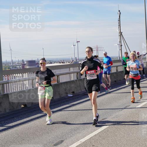 03.10.2025 - Köhlbrandbrückenlauf Michael Burmester http://msf.ph/oto/9119318 03.10.2025 13:00:39 Position 2 5226 meine-sportfotos.de