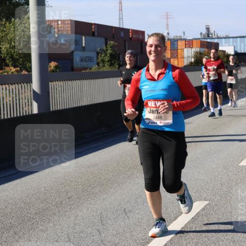 03.10.2025 - Köhlbrandbrückenlauf Strokosch-Dieckow http://msf.ph/oto/9119325 03.10.2025 12:56:45 Position 3 231, 4448 meine-sportfotos.de